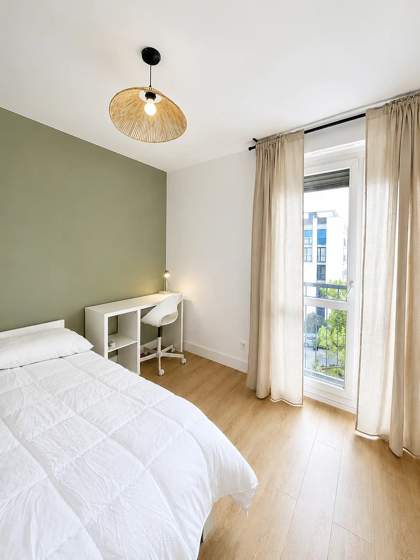 Chambre parentale Saint-Cyprien vue 2